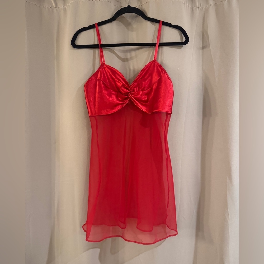 Red Je T'adore Nightgown